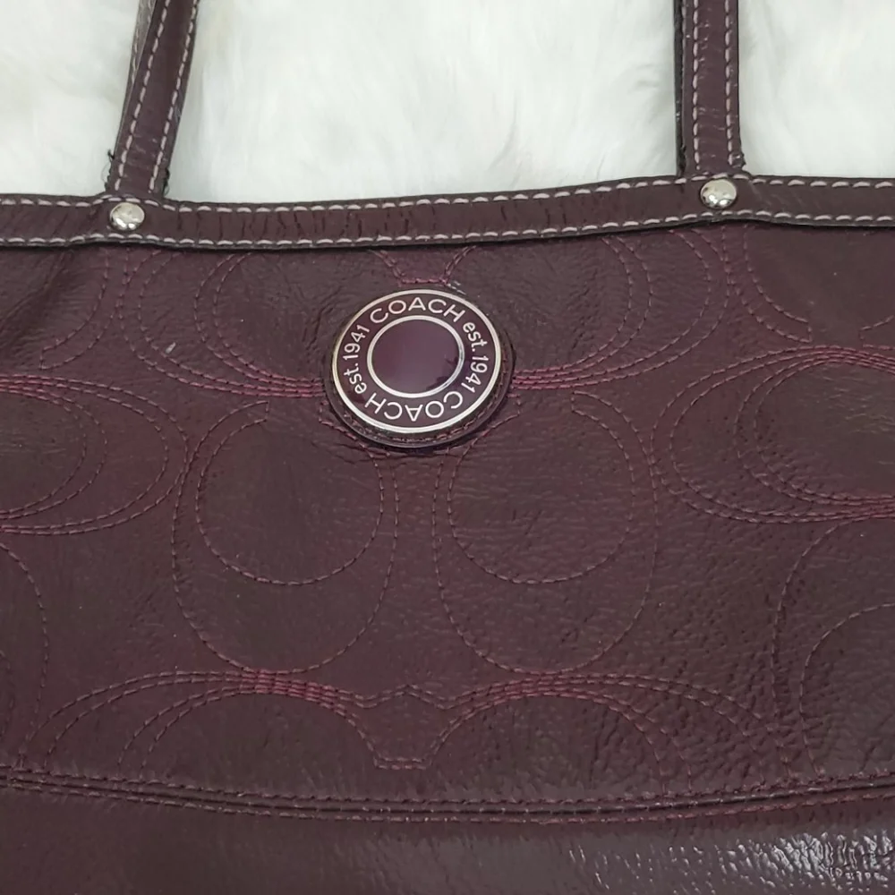 Coach patent leather signature shoulder purse bag cherry color